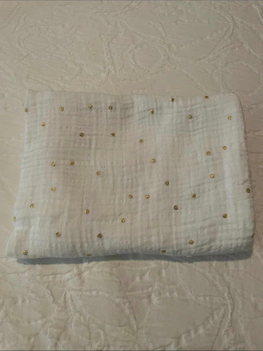Ava & Aiden White Throw with Gold Dot Accents